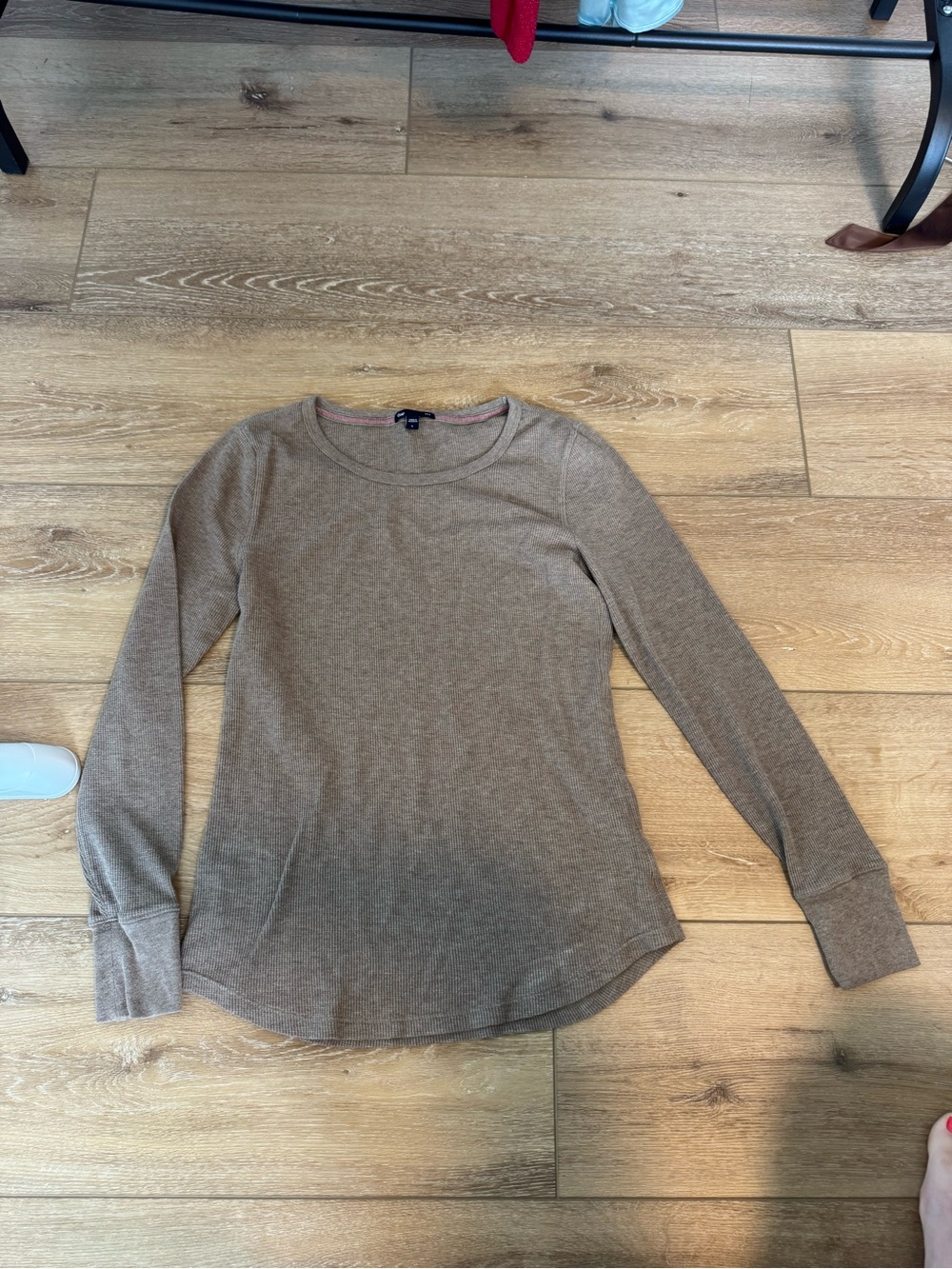 Brown Gap long-sleeve waffle knit shirt size Large